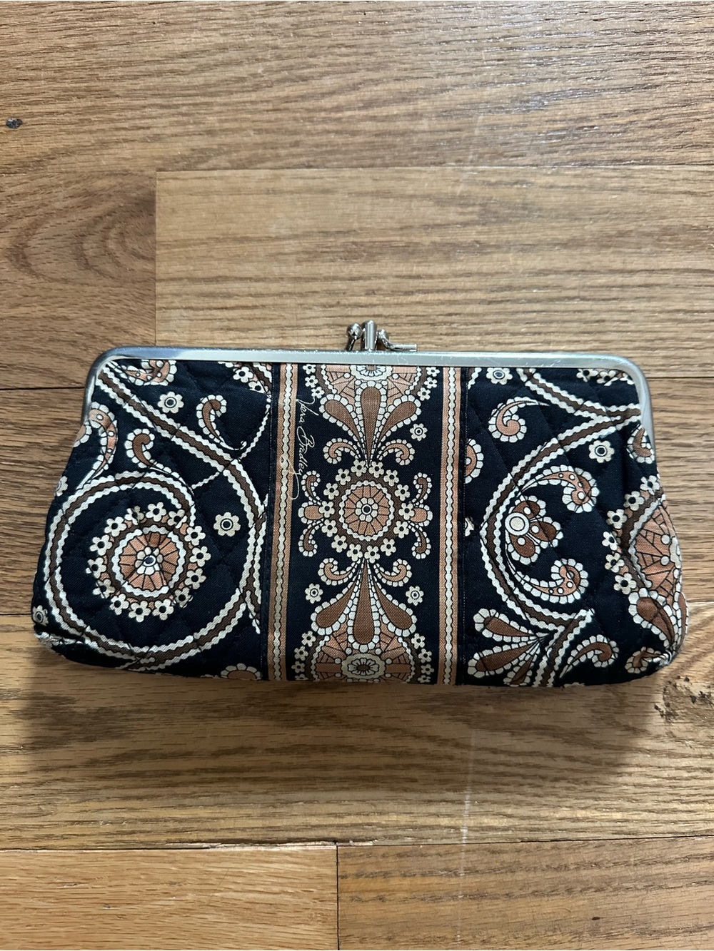 Vera Bradley Vintage Double Kisslock Clutch Cafe Latte Black Paisley Wallet